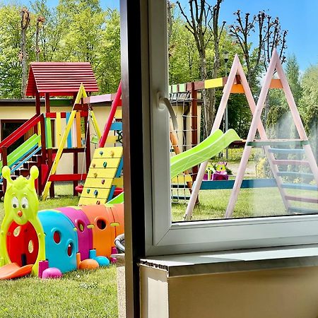 Osrodek Rodzinny "Pod Wydmami" Przy Plazy , Plac Zabaw , Rowery Sarbinowo Esterno foto