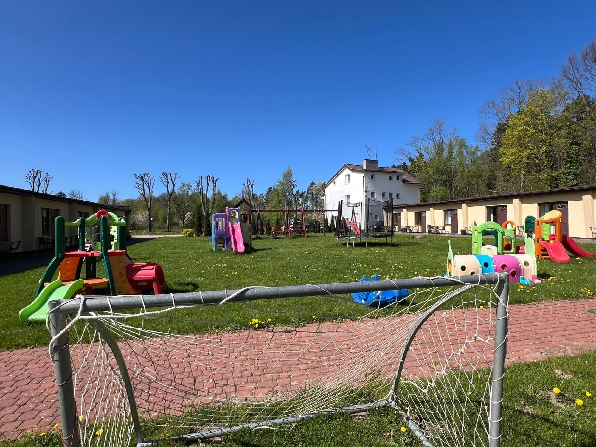 Osrodek Rodzinny "Pod Wydmami" Przy Plazy , Plac Zabaw , Rowery Sarbinowo Esterno foto