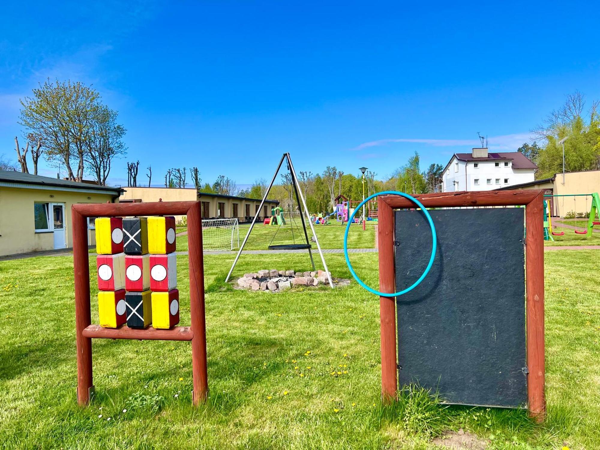 Osrodek Rodzinny "Pod Wydmami" Przy Plazy , Plac Zabaw , Rowery Sarbinowo Esterno foto